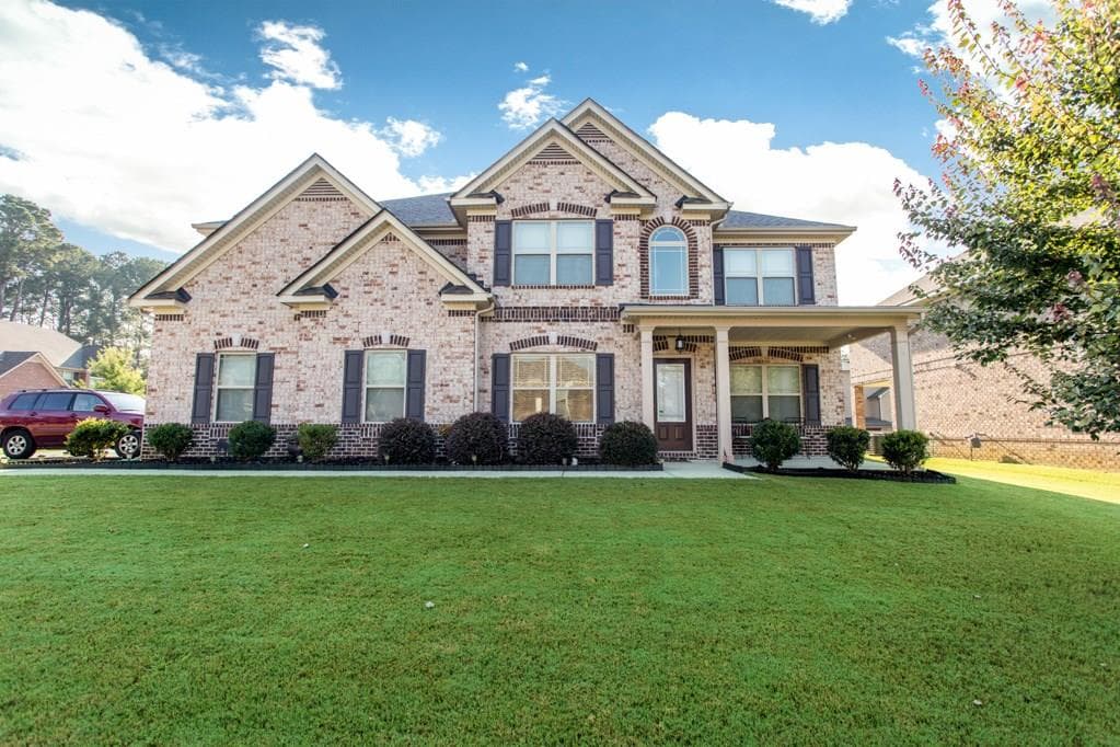 5 bedroom, 3,952 sq ft single family residence sold at 2935 Vine Ridge Drive, Powder Springs, GA 30127