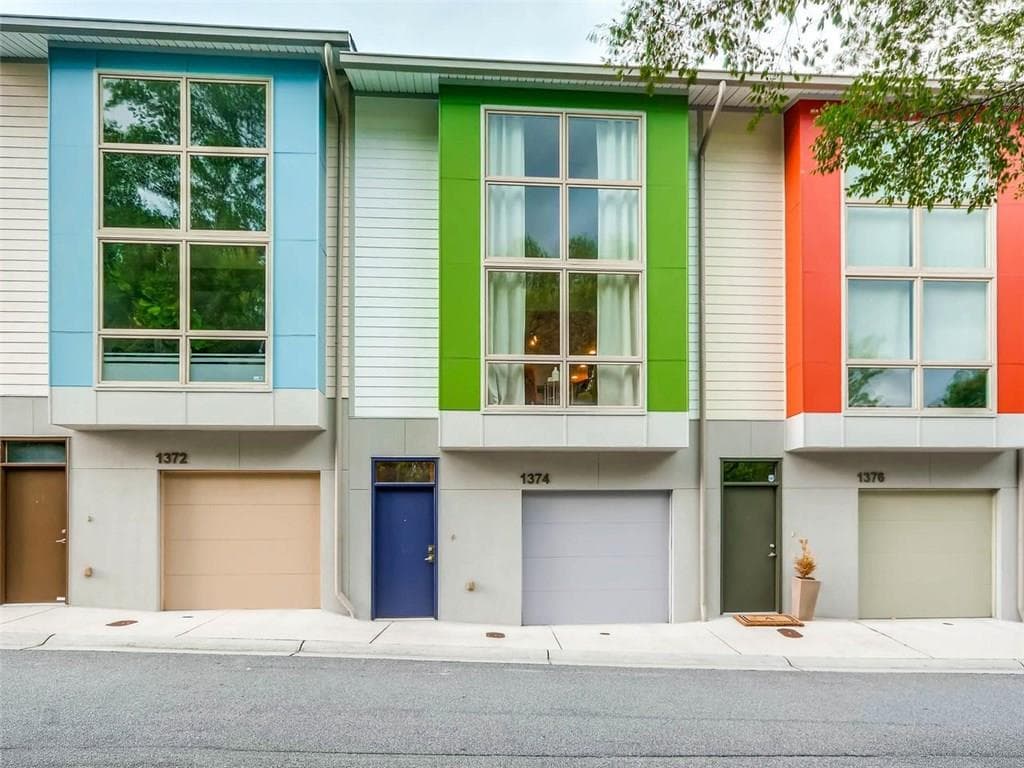 2 bedroom, 1,529 sq ft townhouse sold at 1374 Peter Haughton Way, Atlanta, GA 30318