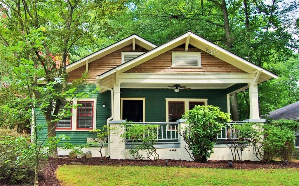 3 bedroom, 1,426 sq ft single family residence sold at 570 Brownwood Avenue, Atlanta, GA 30316