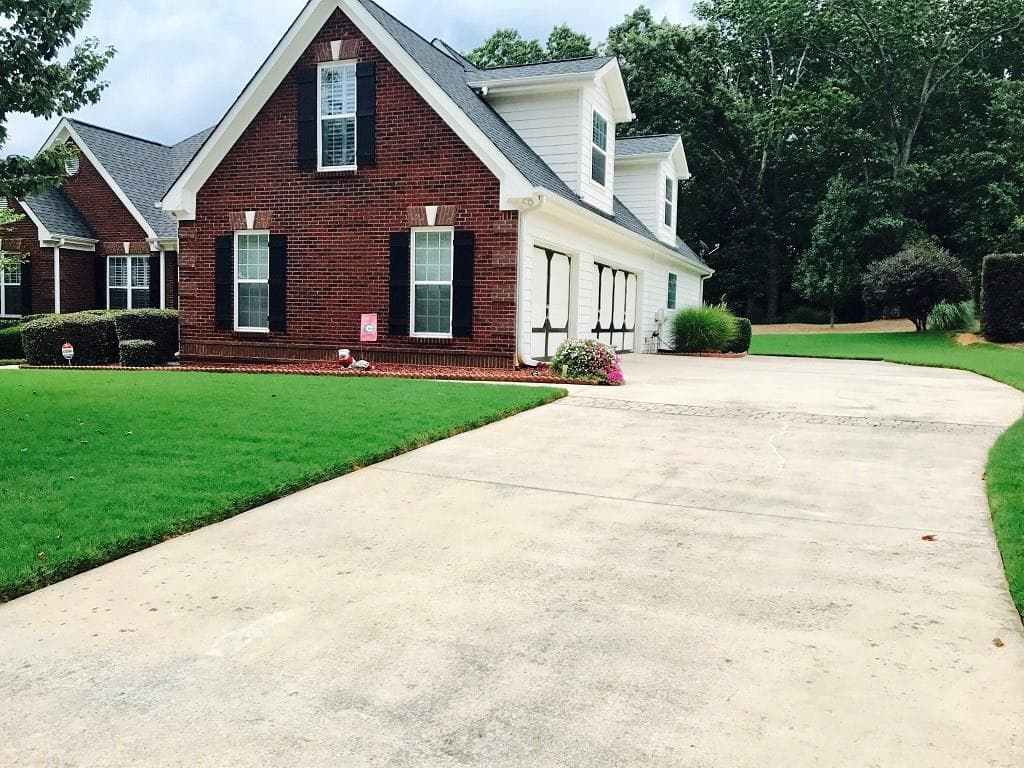 3469 Hickory Lake Drive, Gainesville, GA 30506 — most recent listing photo