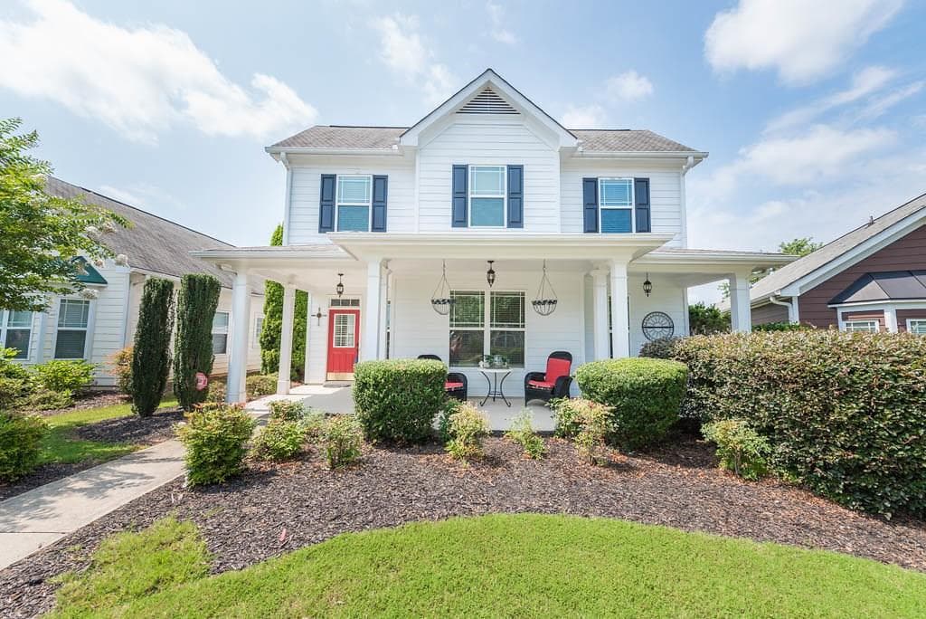 4 bedroom, 2,129 sq ft single family residence sold at 318 Abbey Court, Canton, GA 30115