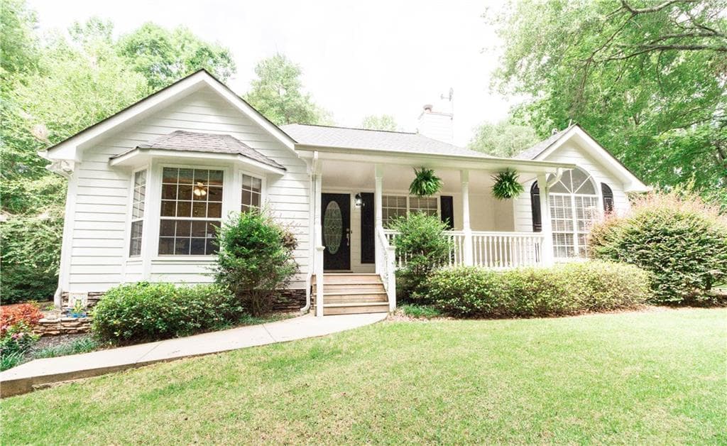 6590 Silver Drive, Cumming, GA 30028 — most recent listing photo