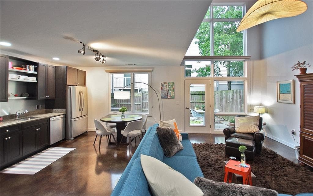 2 bedroom, 1,236 sq ft townhouse sold at 1363 Stirling Circle, Atlanta, GA 30318