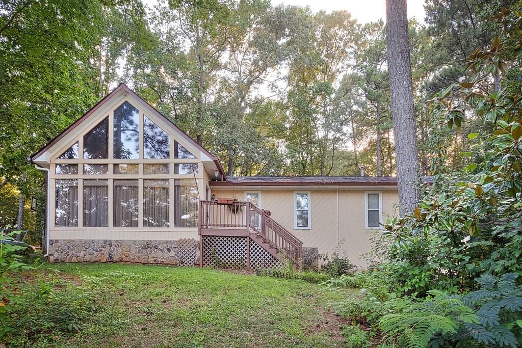 1823 Chondra Drive, Marietta, GA 30062 — most recent listing photo