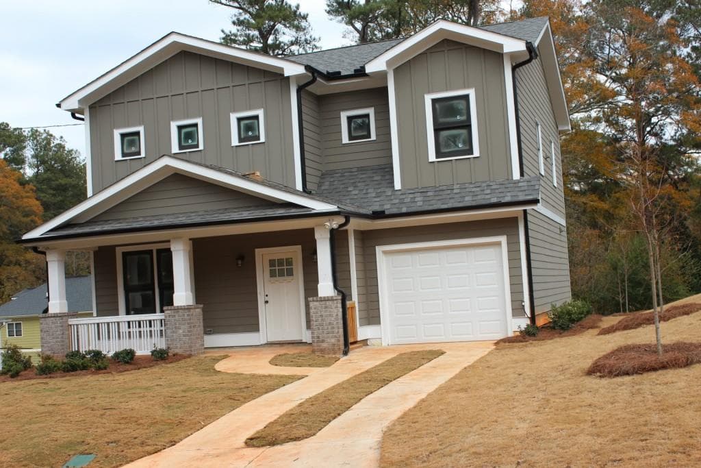 746 Reverend DL Edwards Drive, Decatur, GA 30033 — most recent listing photo