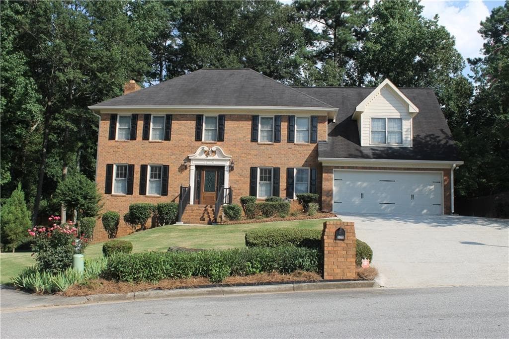 5010 Oak Tree Lane, Stone Mountain, GA 30087 — most recent listing photo