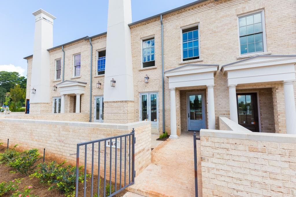 146 Grand Crescent, Alpharetta, GA 30009 — most recent listing photo