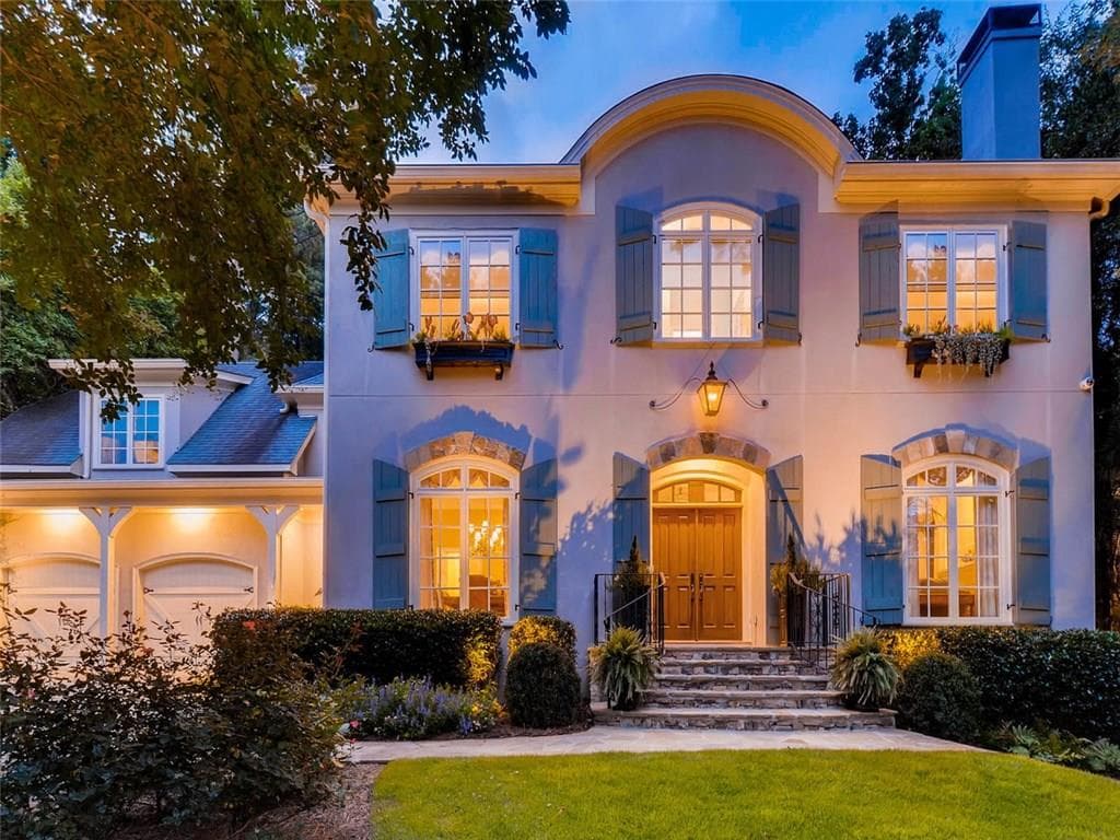 6 bedroom, 3,660 sq ft single family residence sold at 4405 Davidson Avenue, Atlanta, GA 30319