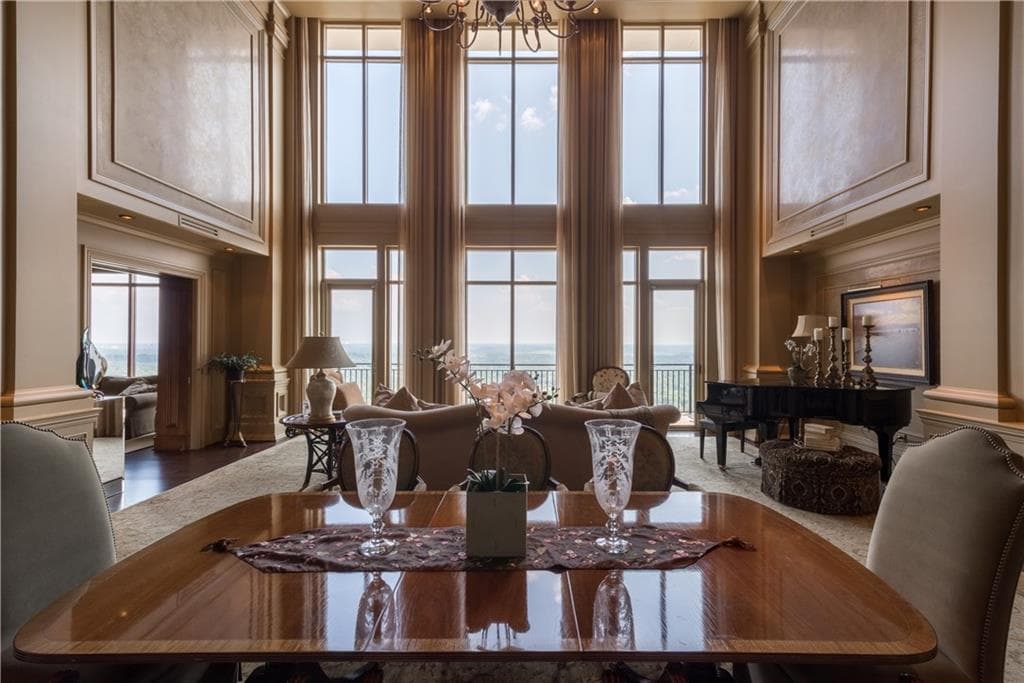 3 bedroom, 3,988 sq ft condominium sold at 2950 Mount Wilkinson Parkway PH1109, Atlanta, GA 30339