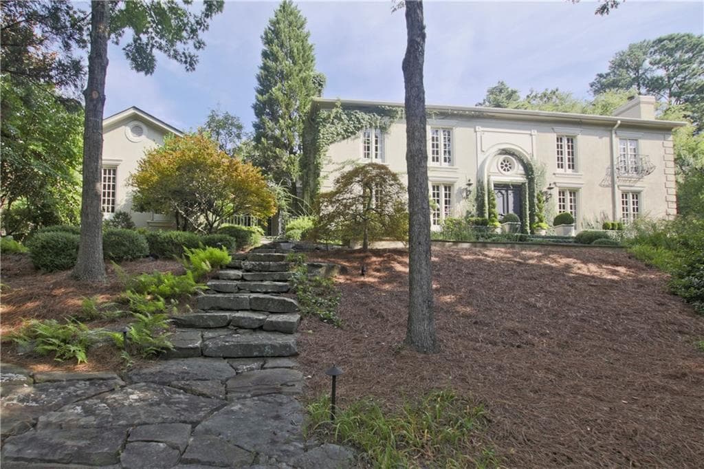 6 bedroom, 8,190 sq ft single family residence sold at 1233 Swims Valley Drive, Atlanta, GA 30327