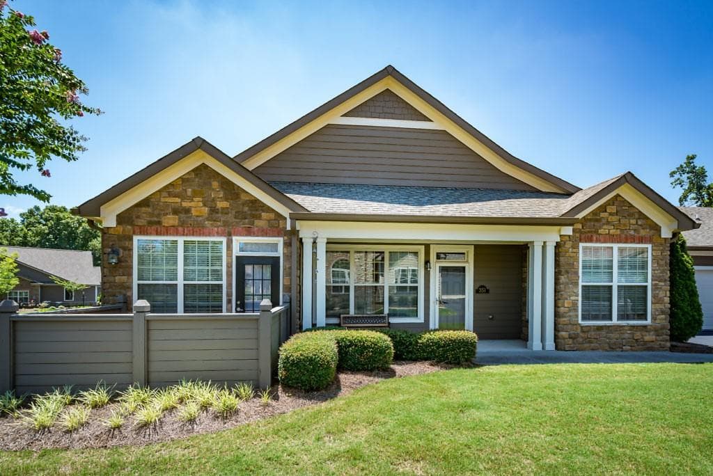 351 Ridge Hill Circle 5, Marietta, GA 30064 — most recent listing photo