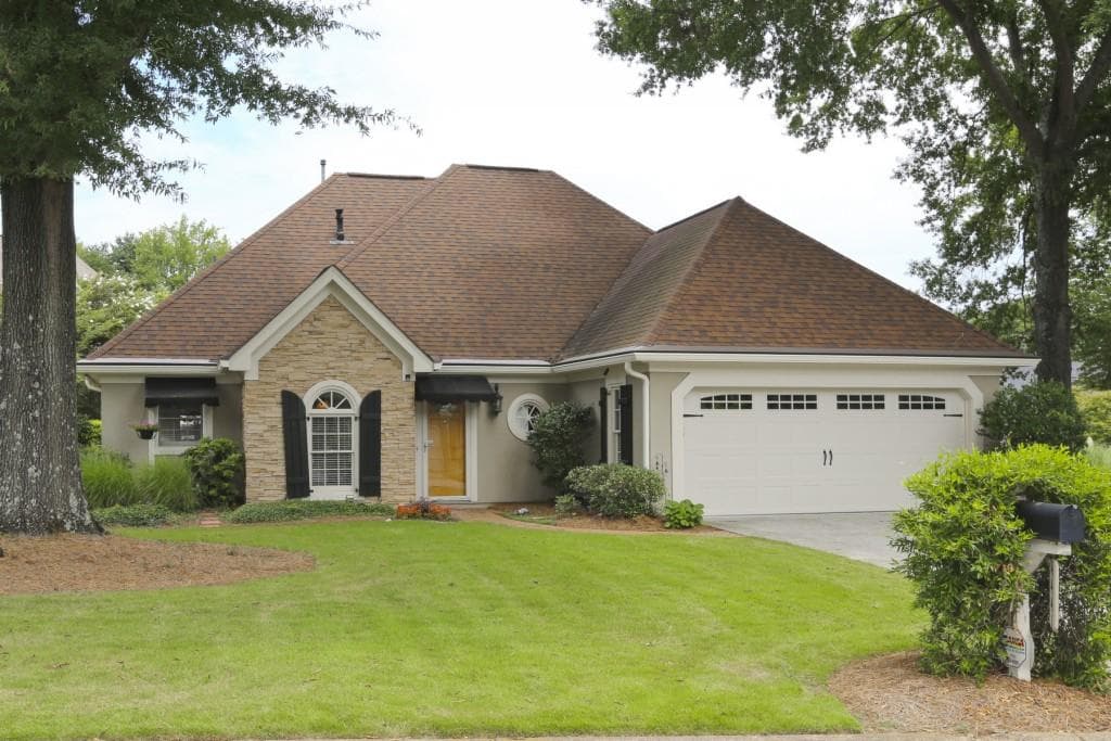 4441 Dobbs Crossing, Marietta, GA 30068 — most recent listing photo