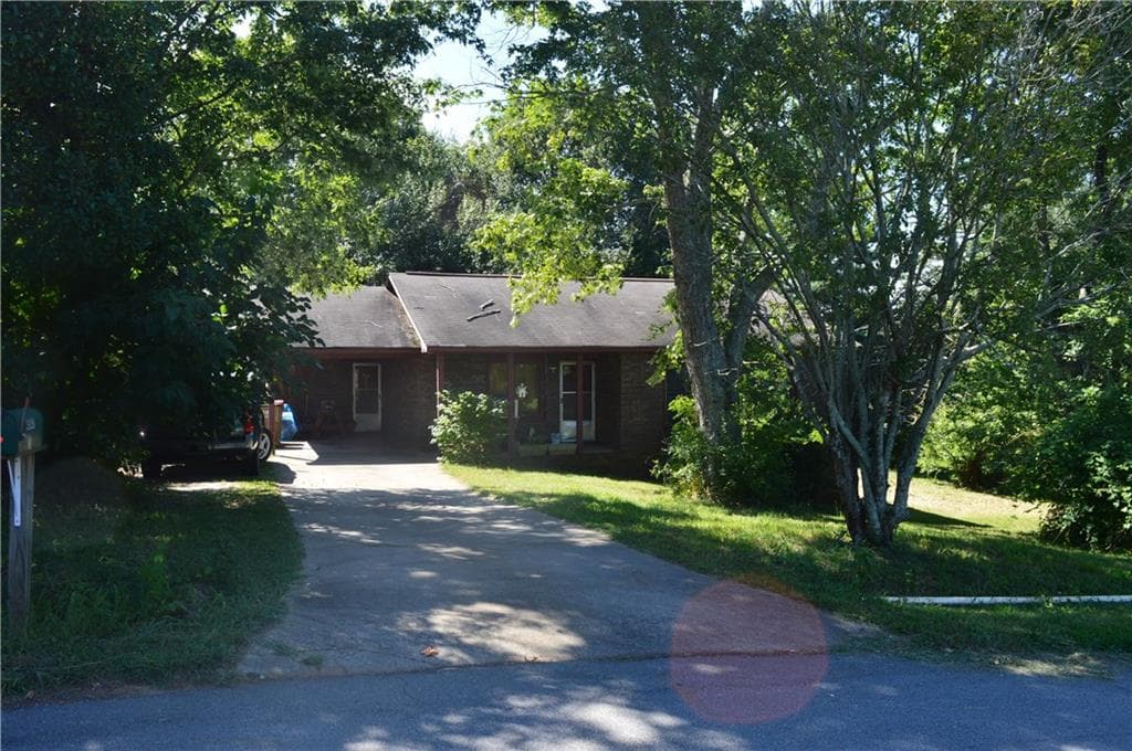 4547 Strickland Boulevard, Flowery Branch, GA 30542 — most recent listing photo