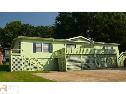 duplex sold at 6098 Mitchell Street, Flowery Branch, GA 30542