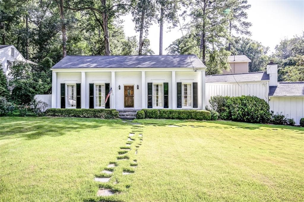 2 bedroom, 1,614 sq ft single family residence sold at 709 Channing Drive, Atlanta, GA 30318