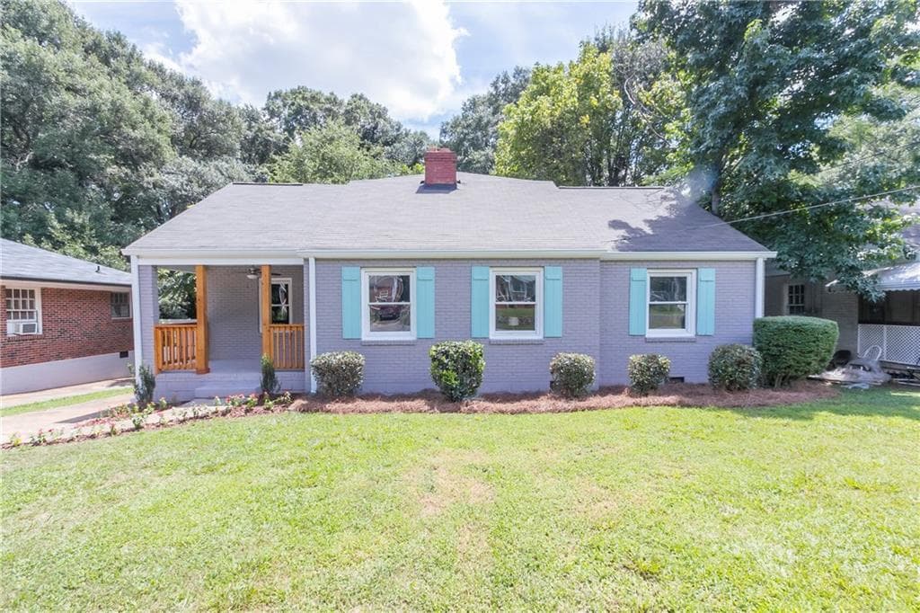 4 bedroom single family residence sold at 442 Lynnhaven Drive, Atlanta, GA 30310