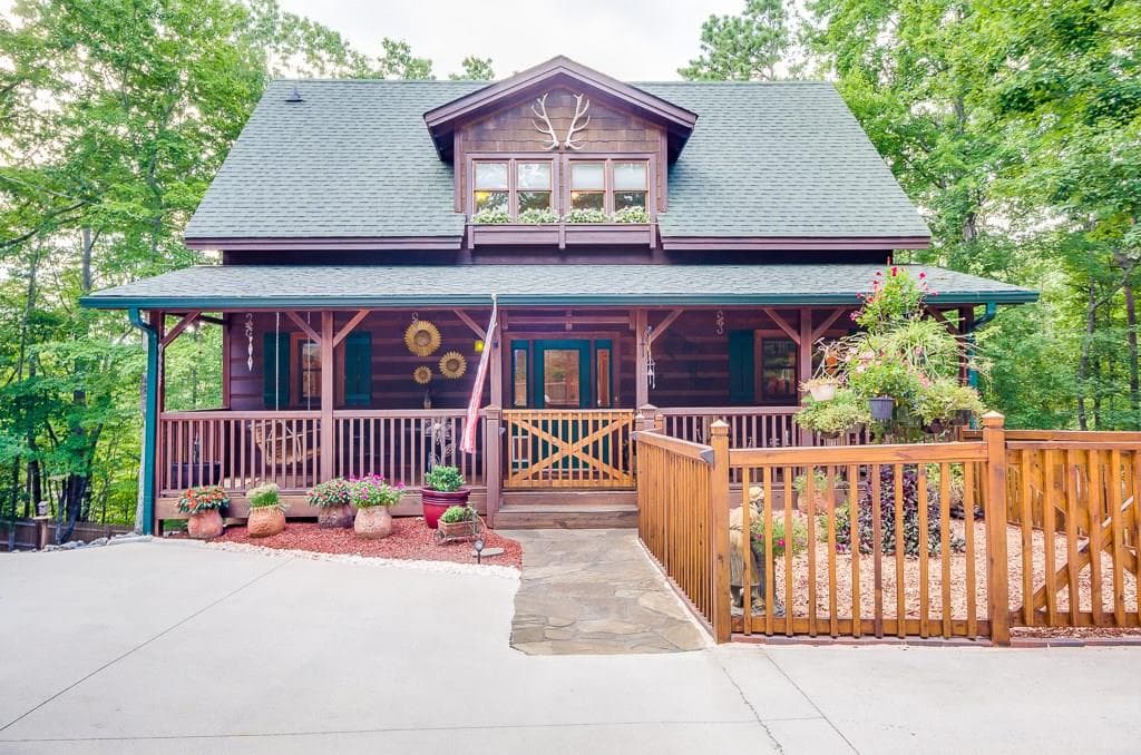 2 bedroom single family residence sold at 2798 Newport Drive, Ellijay, GA 30540