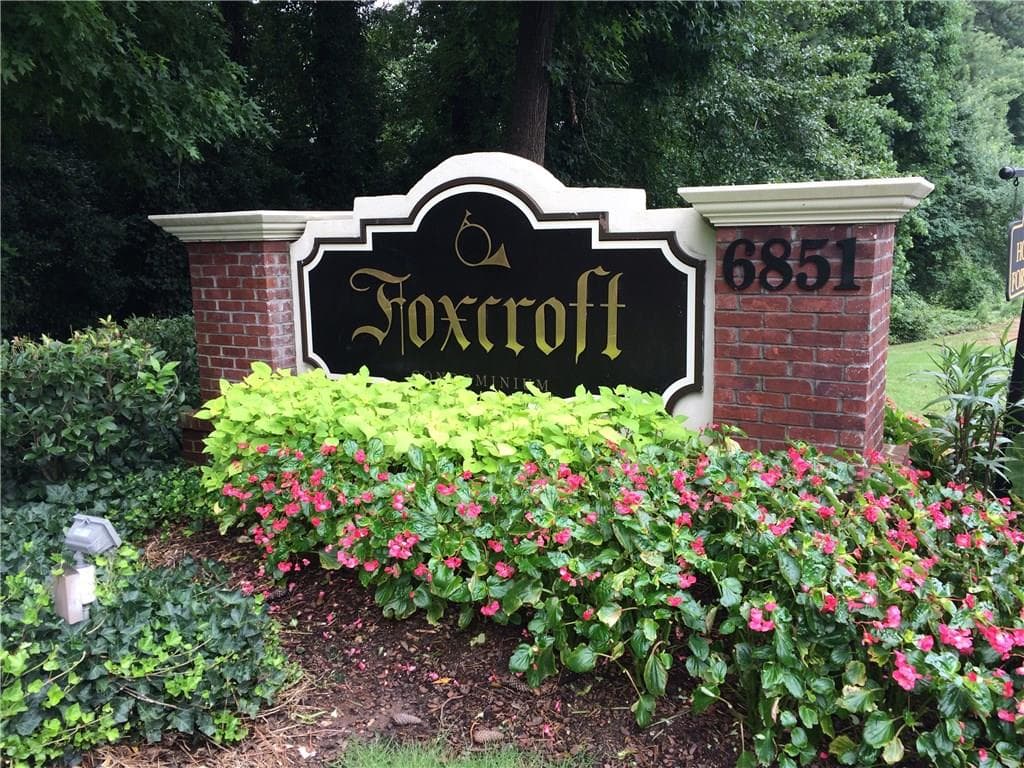 3 bedroom condominium sold at 6851 Roswell Road i-7, Sandy Springs, GA 30328