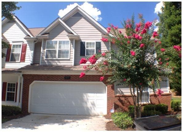 1033 Mosscroft Lane, Lawrenceville, GA 30045 — most recent listing photo