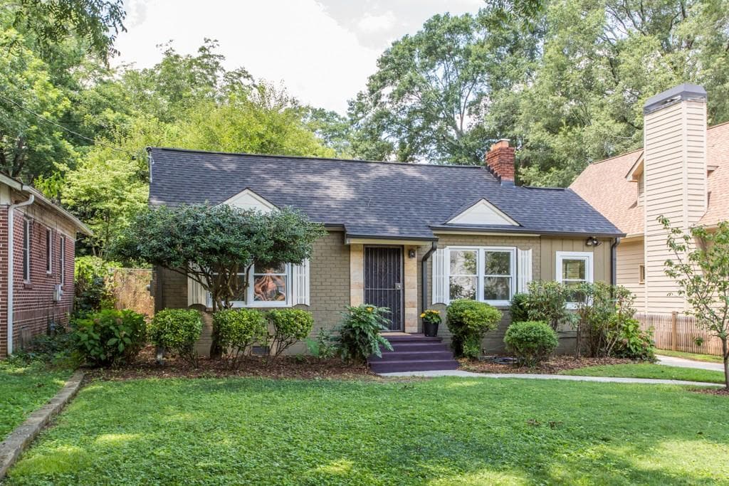 2 bedroom, 1,222 sq ft single family residence sold at 192 Norwood Avenue, Atlanta, GA 30317