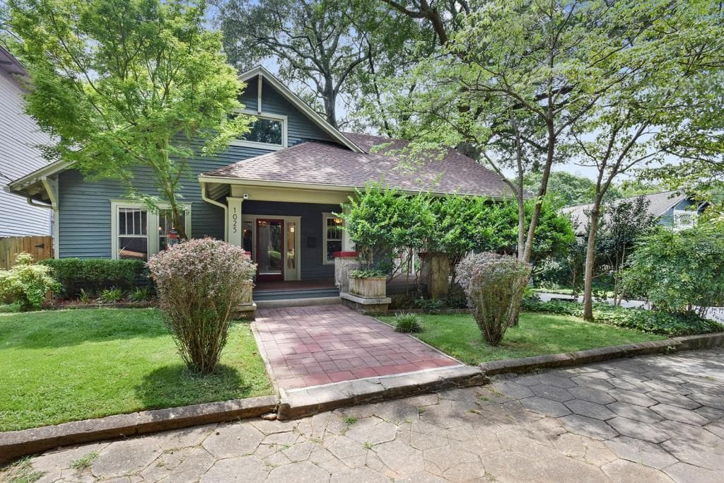 4 bedroom, 2,771 sq ft single family residence sold at 1025 Delaware Avenue, Atlanta, GA 30316