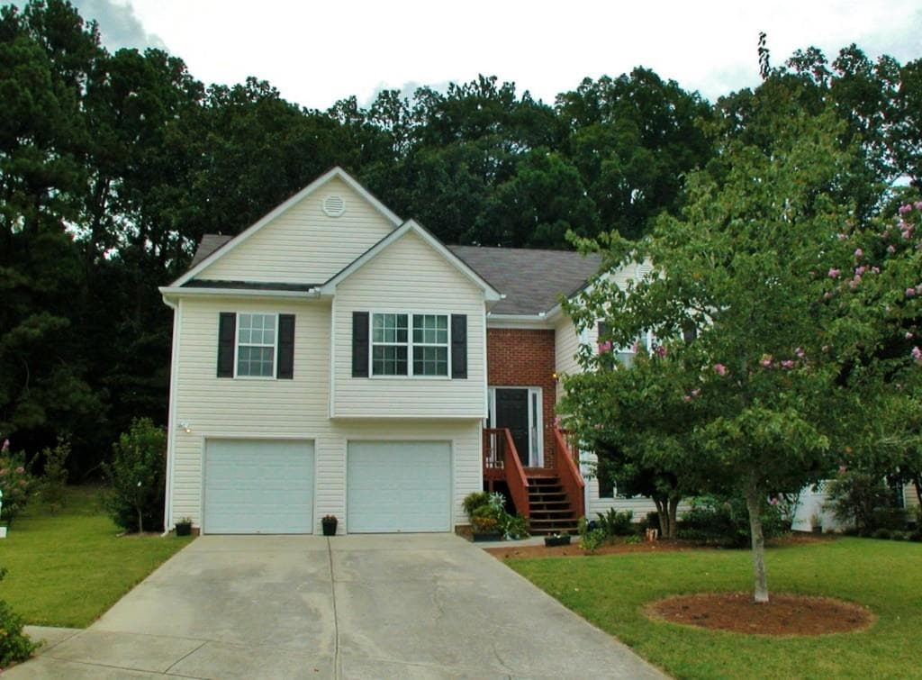 3910 Brushymill Court, Loganville, GA 30052 — most recent listing photo