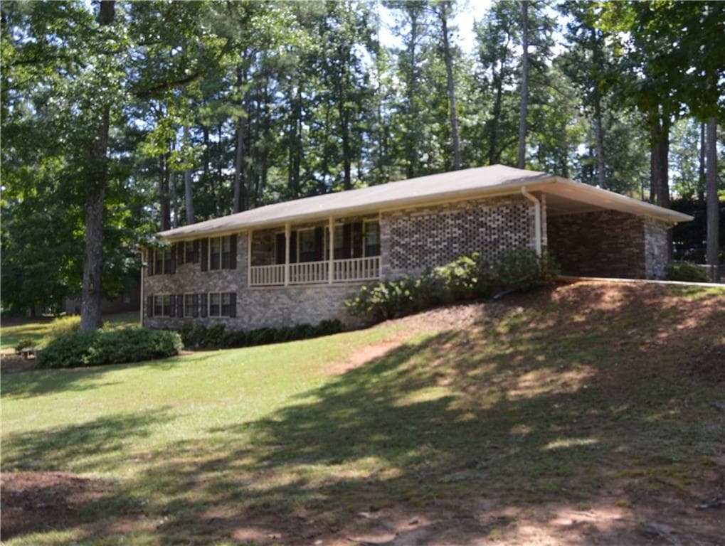 4045 Honeysuckle Court, Smyrna, GA 30082 — most recent listing photo
