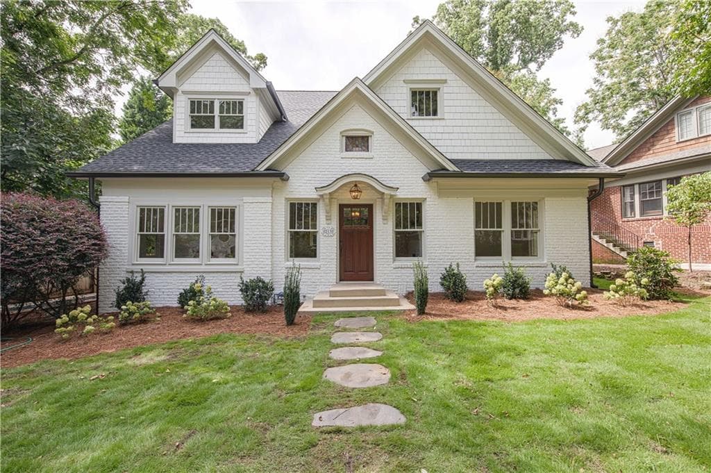 5 bedroom, 3,122 sq ft single family residence sold at 213 Michigan Avenue, Decatur, GA 30030
