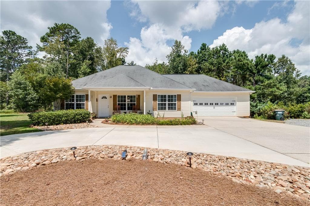 6805 Anderson Lake Road, Dawsonville, GA 30534 — most recent listing photo