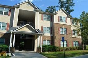 3 bedroom, 1,292 sq ft condominium sold at 1202 Fairington Village Drive, Lithonia, GA 30038