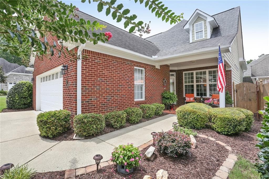 3 bedroom, 1,870 sq ft single family residence sold at 410 Villa Park Pass, Canton, GA 30114