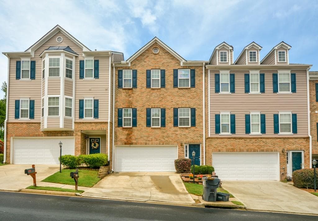 408 Eagle Tiff Drive, Sugar Hill, GA 30518 — most recent listing photo