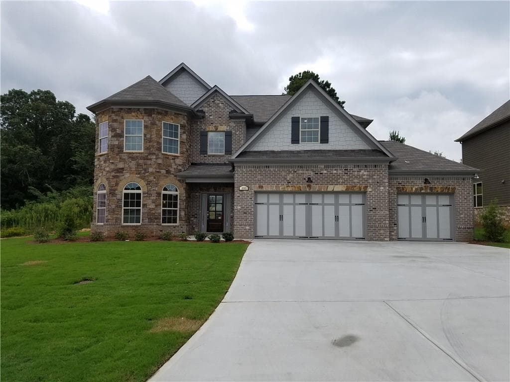 5 bedroom, 3,250 sq ft single family residence sold at 4640 Davis Farms Drive, Cumming, GA 30040