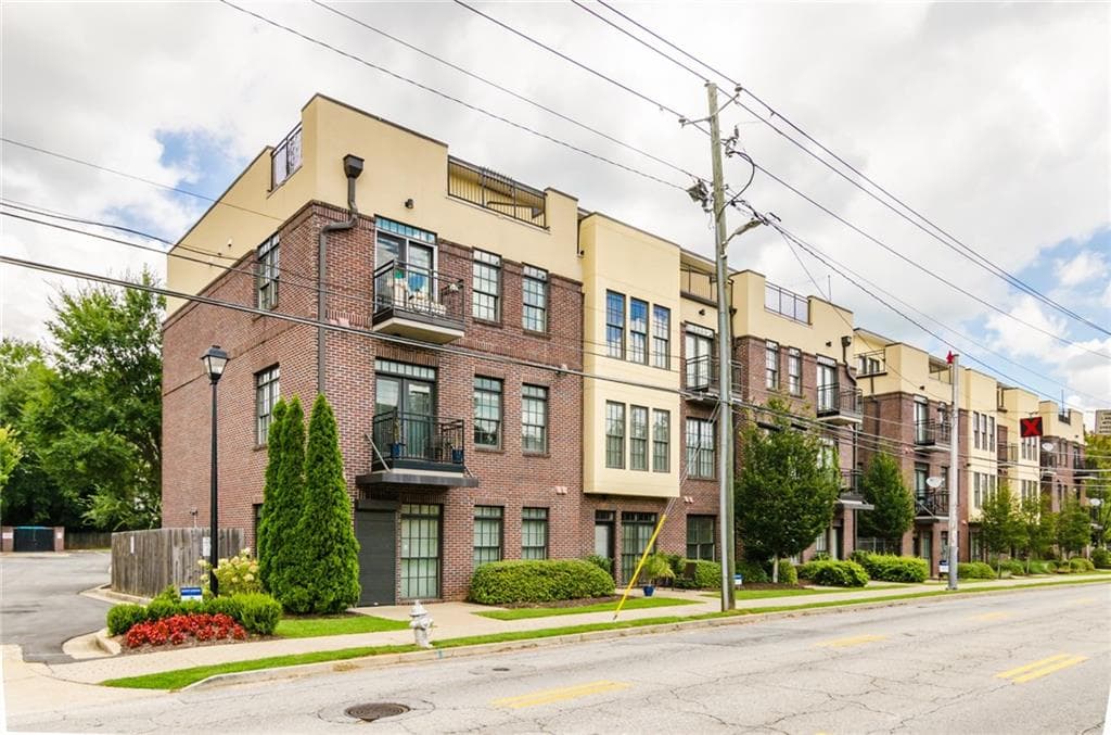 1300 Dekalb Avenue 131, Atlanta, GA 30307 — most recent listing photo