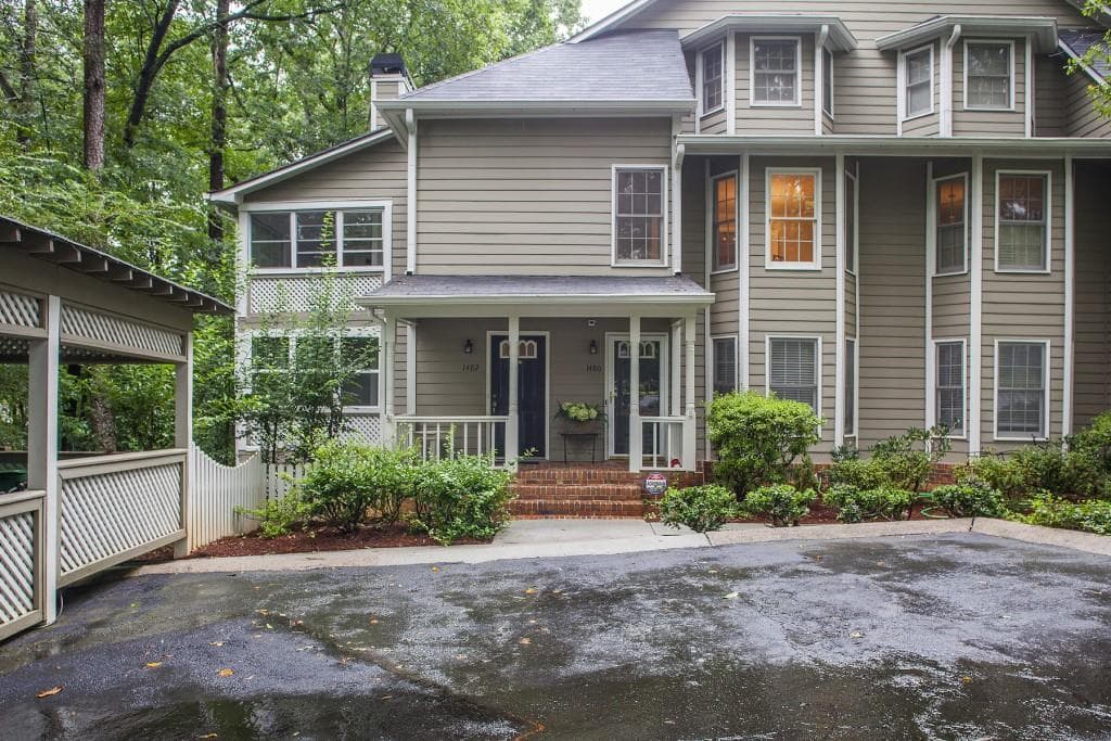 1482 Oakridge Circle 1482, Decatur, GA 30033 — most recent listing photo