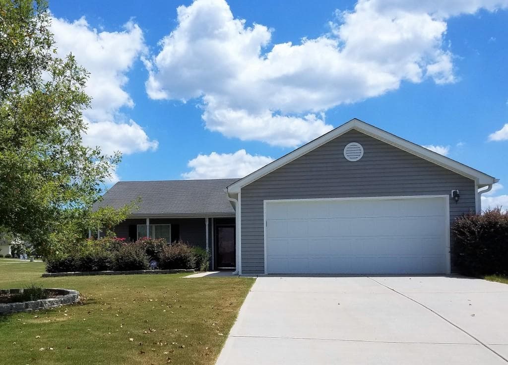 987 Haymon Drive, Winder, GA 30680 — most recent listing photo