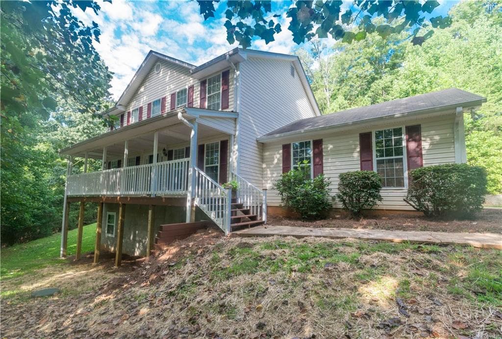 3424 Jet Wright Road, Gainesville, GA 30506 — most recent listing photo