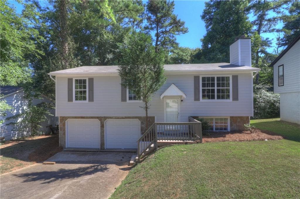 5585 Emerald Glen, Stone Mountain, GA 30088 — most recent listing photo