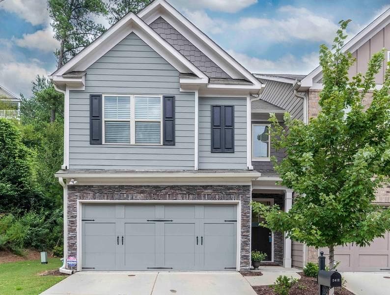 2412 Whiteoak Run, Smyrna, GA 30080 — most recent listing photo