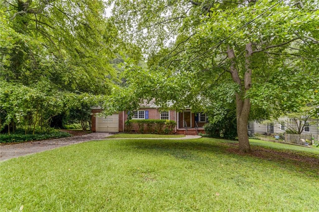 3 bedroom, 1,044 sq ft single family residence sold at 466 Bridlewood Circle, Decatur, GA 30030