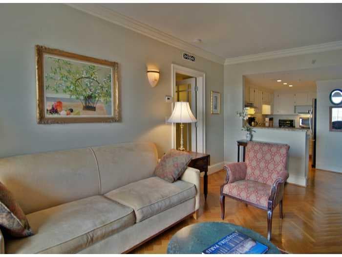 1 bedroom, 750 sq ft condominium sold at 199 14th Street 2506, Atlanta, GA 30309