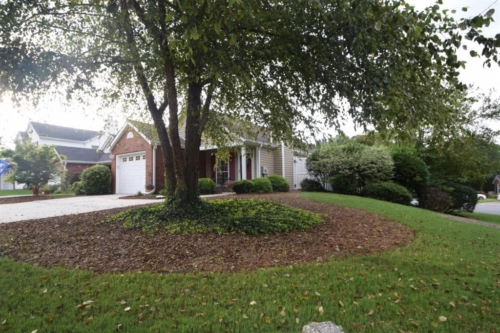 2 bedroom, 836 sq ft single family residence sold at 3680 Jones Ferry Lane, Alpharetta, GA 30022