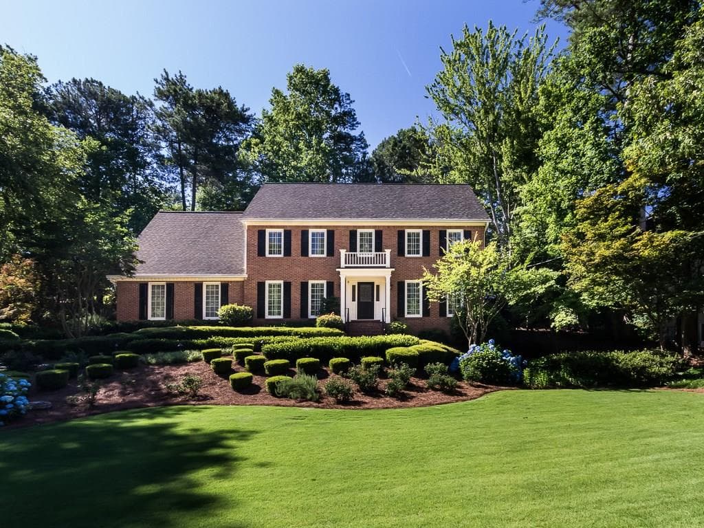 215 Woodrill Way, Sandy Springs, GA 30350 — most recent listing photo