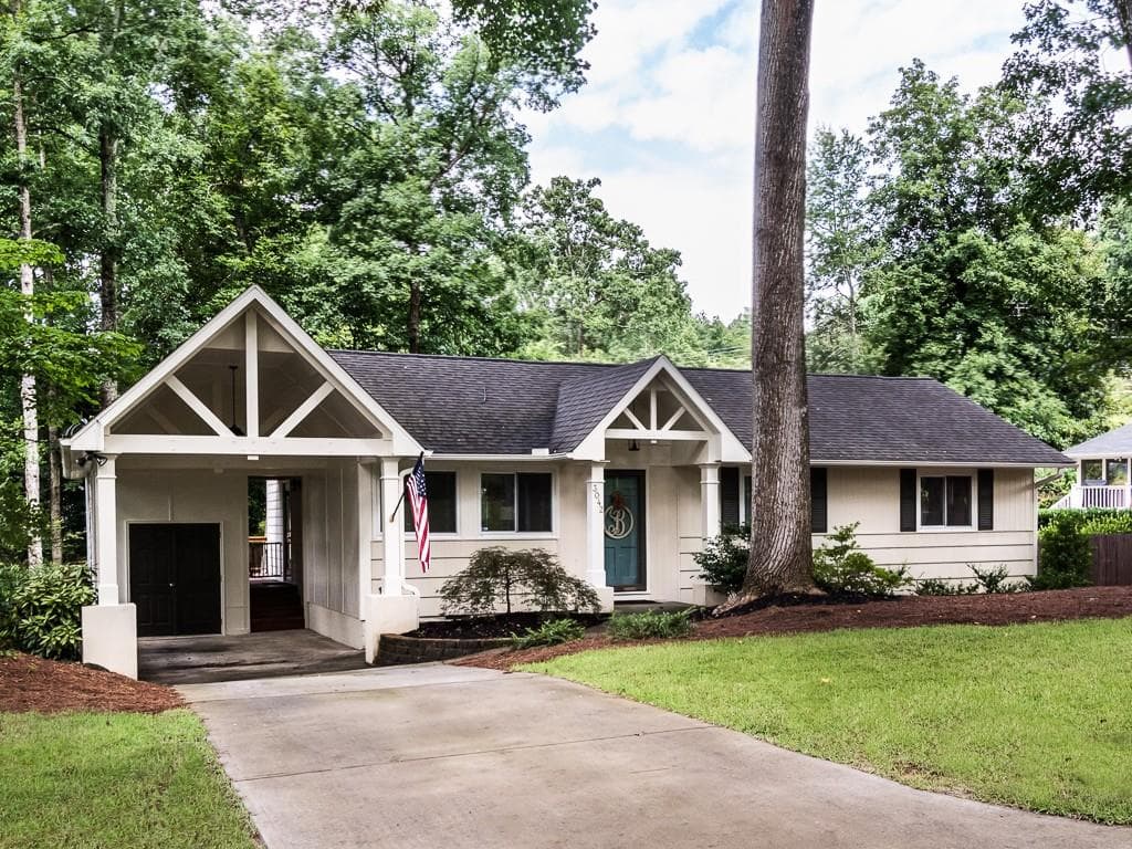 3042 Parkridge Drive, Brookhaven, GA 30319 — most recent listing photo