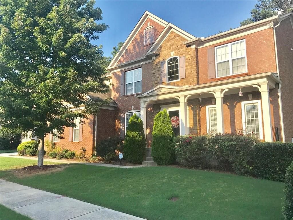 5 bedroom, 3,636 sq ft single family residence sold at 3102 Abbey Drive, Atlanta, GA 30331