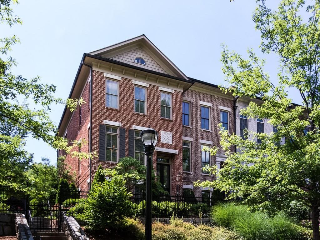 2800 Broughton Lane, Atlanta, GA 30339 — most recent listing photo