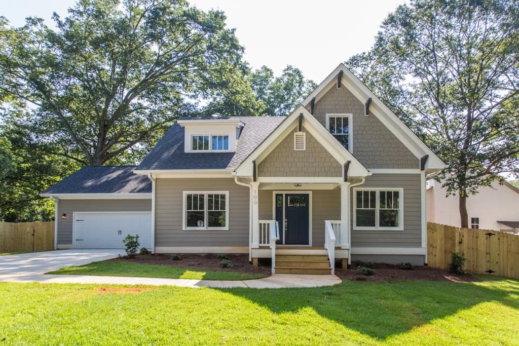 4 bedroom, 2,400 sq ft single family residence sold at 100 Montgomery Street, Atlanta, GA 30317
