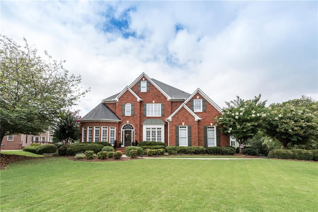 490 Brook Circle, Roswell, GA 30075 — most recent listing photo