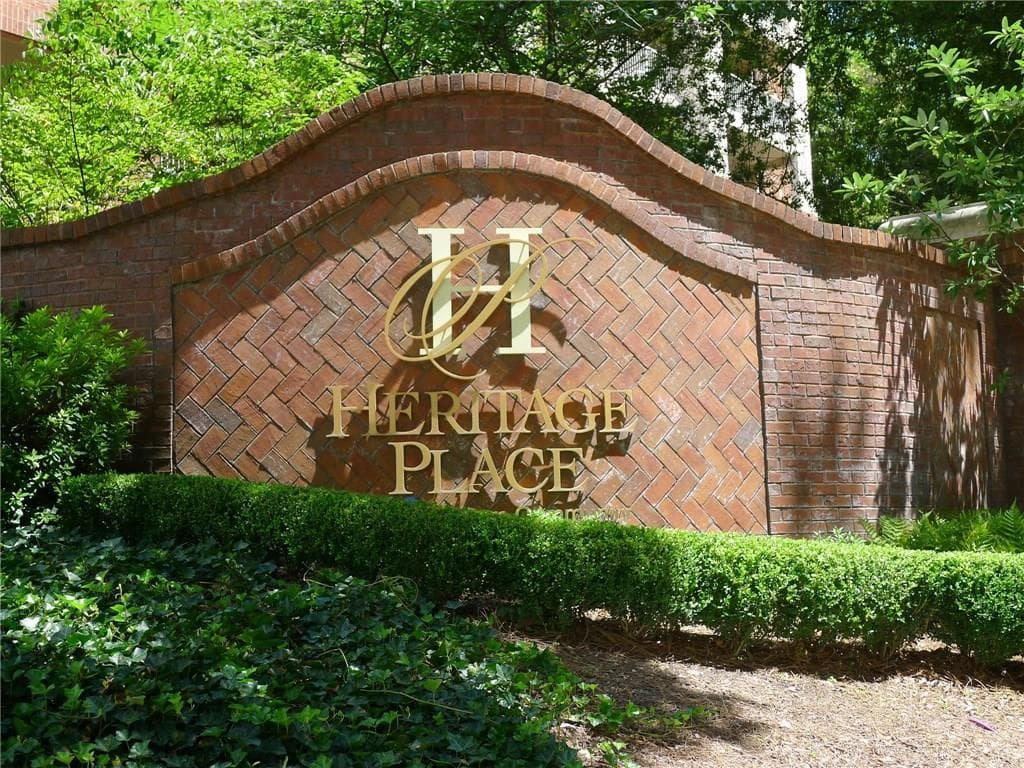 2 bedroom, 1,693 sq ft condominium sold at 211 Colonial Homes Drive 1102, Atlanta, GA 30309