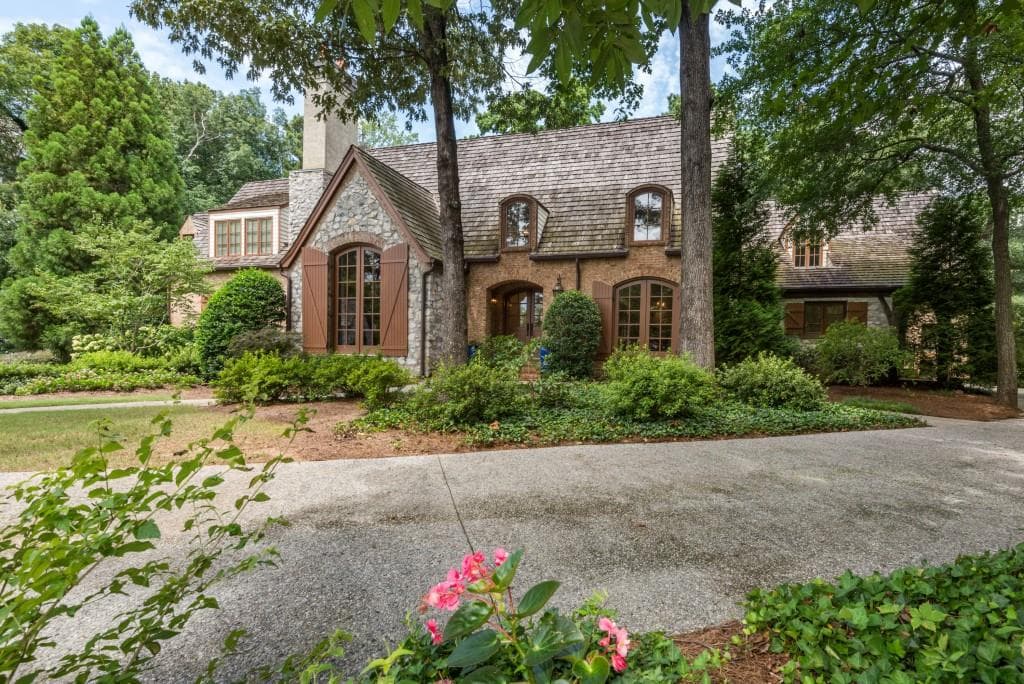 102 Kingston Manor, Sandy Springs, GA 30342 — most recent listing photo